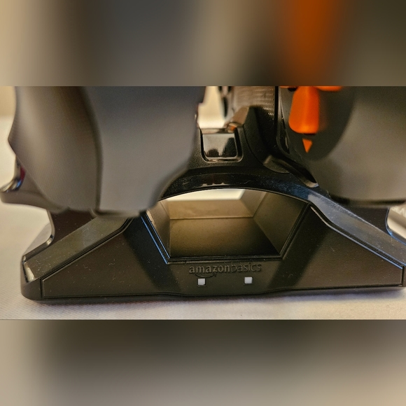 PlayStation4 1TB Call of Duty Black Ops III bundle with Blu-ray disc PLUS - Picture 10 of 15